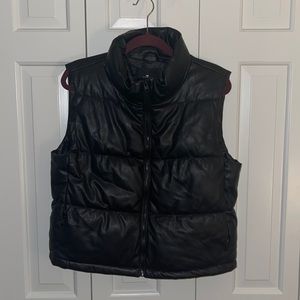 BLACK LEATHER VEST